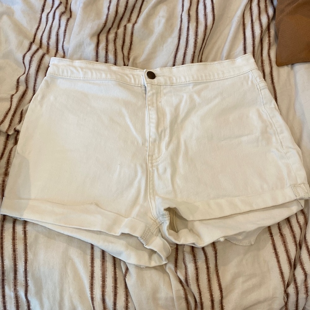 White high waisted jean shorts